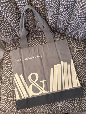 Barnes & Noble Grey Beige Book Bag Tote Like New